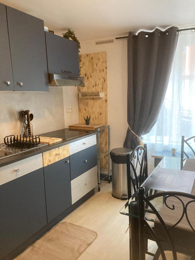 EXIGEHOME-Grand Studio en plein centre de Saint Germain en Laye Exterior foto